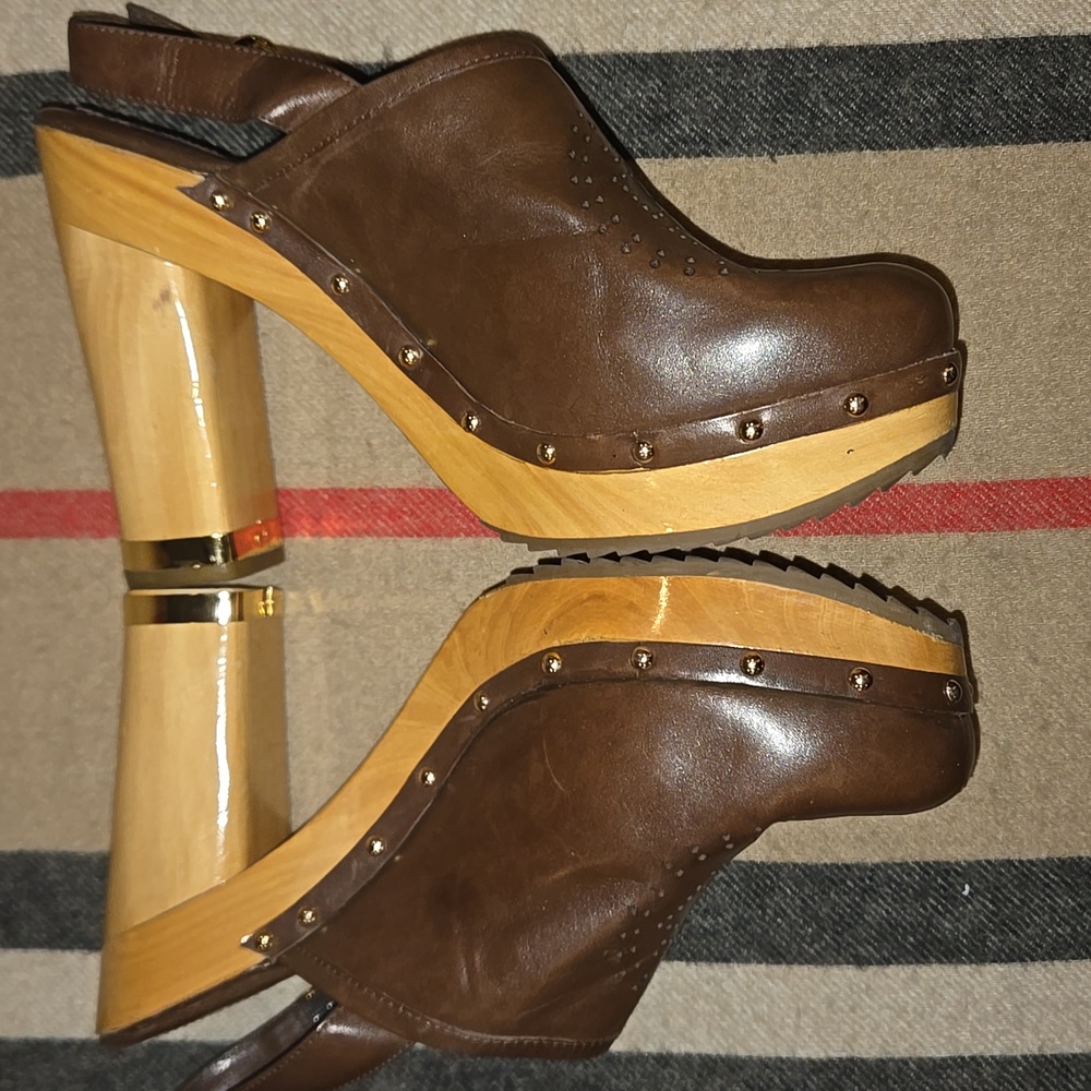 Tory Burch Brown Leather Clogs Sz 10 - Picture 2 of 9